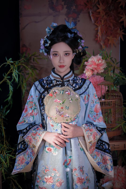 #年年年年 - 丝兰陵#古风 #巨乳 #写真年年还是拍古风类的好看#年年年年 - 丝兰陵#古风 #巨乳 #写真年年还是拍古风类的好看
